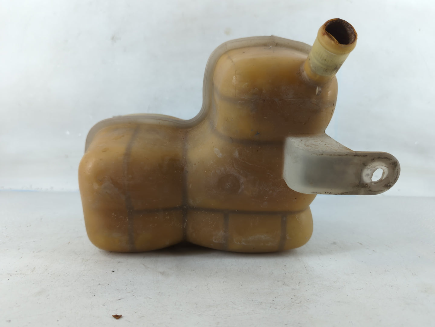 2003-2006 Ford Expedition Radiator Coolant Overflow Expansion Tank Bottle - Oemusedautoparts1.com