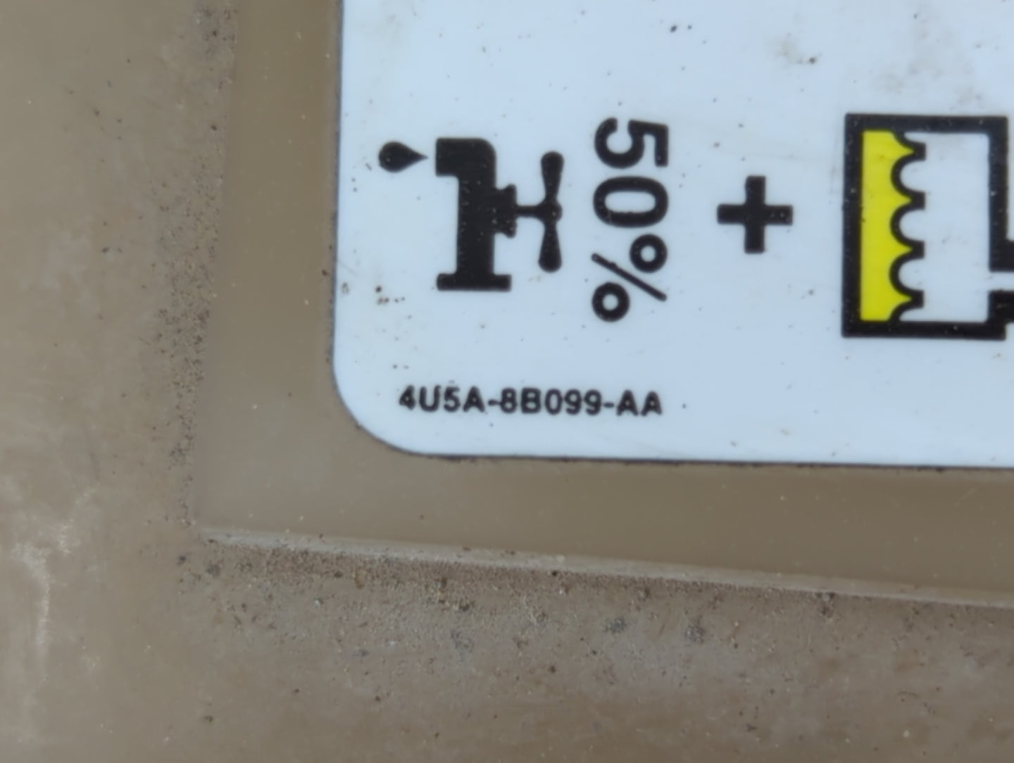 2003-2006 Ford Expedition Radiator Coolant Overflow Expansion Tank Bottle - Oemusedautoparts1.com