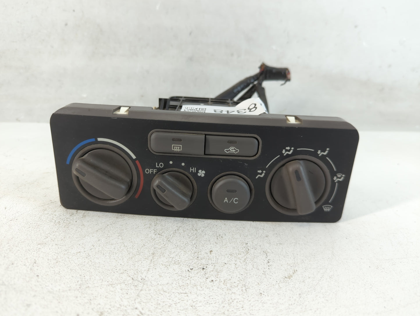 2001-2002 Toyota Corolla Climate Control Module Temperature AC/Heater Replacement P/N:5590002070 Fits Fits 2001 2002 OEM Used Auto Parts - Oemusedautoparts1.com