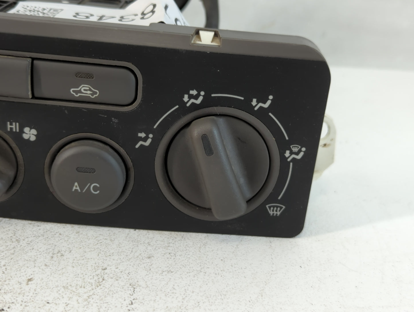 2001-2002 Toyota Corolla Climate Control Module Temperature AC/Heater Replacement P/N:5590002070 Fits Fits 2001 2002 OEM Used Auto Parts - Oemusedautoparts1.com