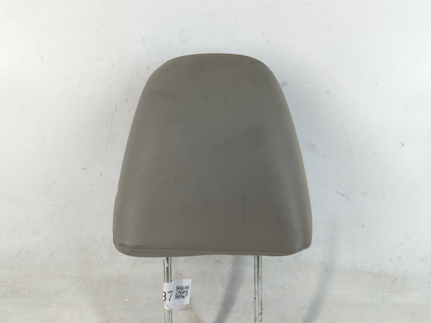 2007 Suzuki Xl-7 Headrest Head Rest Front Driver Passenger Seat Fits OEM Used Auto Parts - Oemusedautoparts1.com