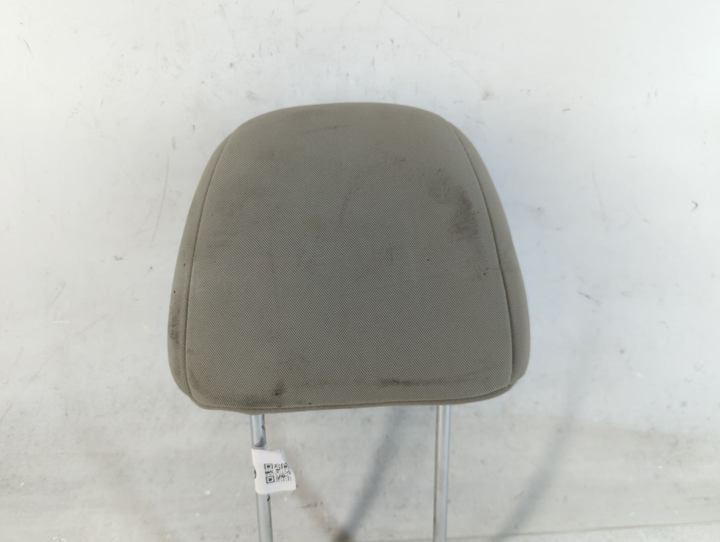 2010-2013 Kia Forte Headrest Head Rest Front Driver Passenger Seat Fits Fits 2010 2011 2012 2013 OEM Used Auto Parts - Oemusedautoparts1.com