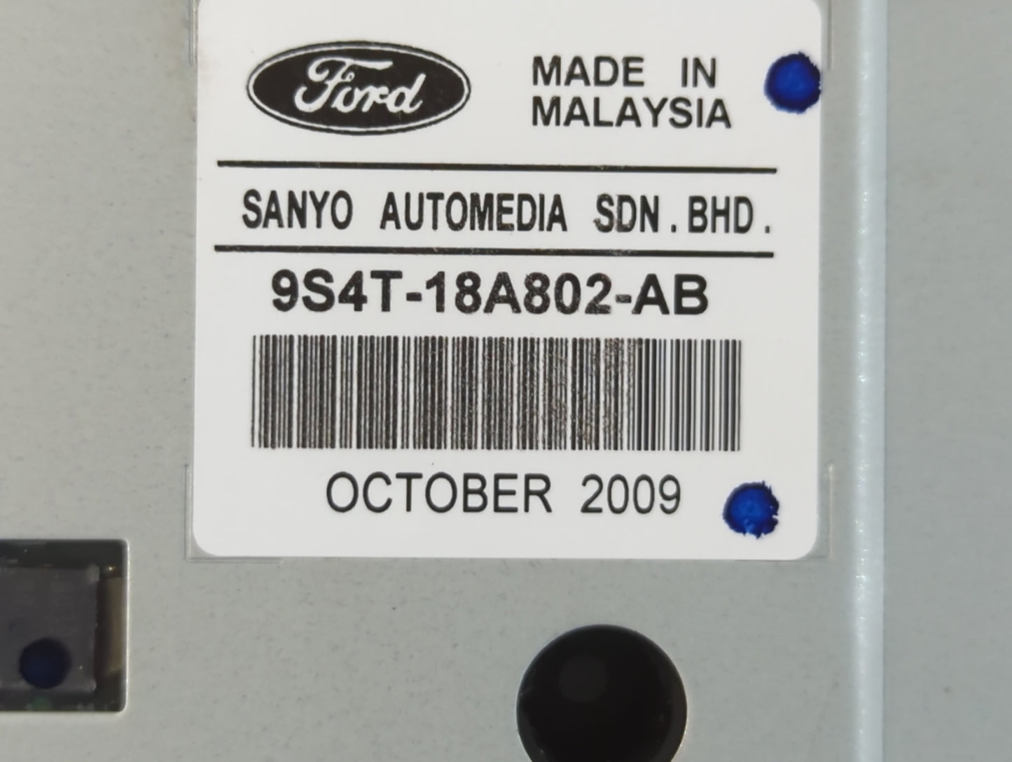 2009-2011 Ford Focus Radio AM FM Cd Player Receiver Replacement P/N:9S4T-18A802-AB Fits Fits 2009 2010 2011 OEM Used Auto Parts - Oemusedautoparts1.com