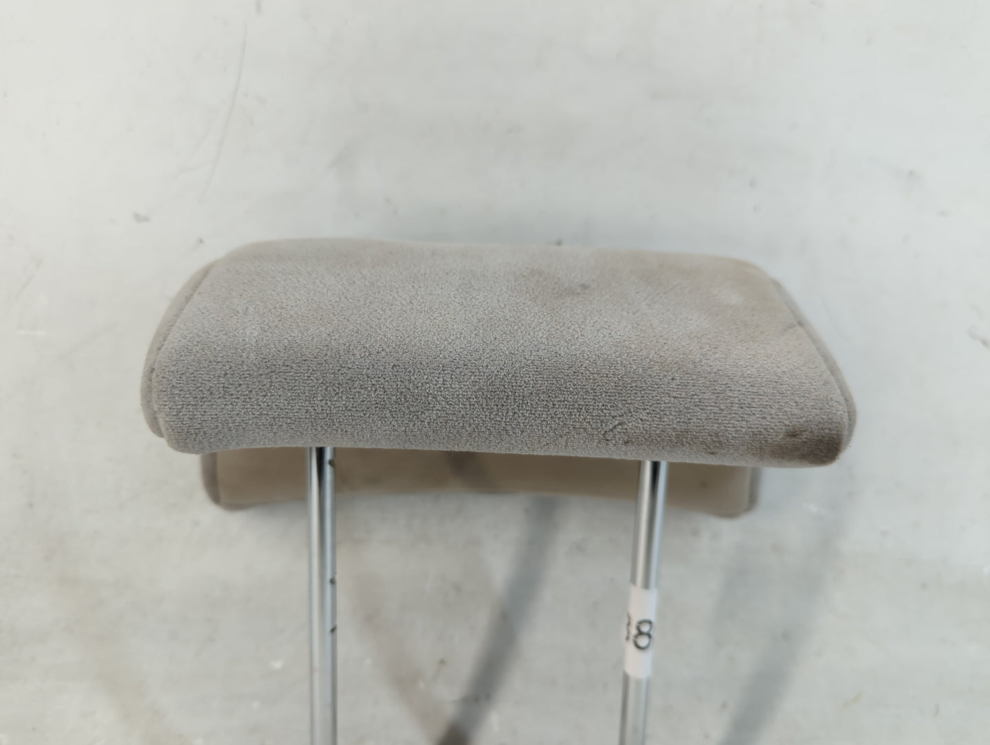 2009-2010 Kia Optima Headrest Head Rest Front Driver Passenger Seat Fits Fits 2009 2010 OEM Used Auto Parts - Oemusedautoparts1.com