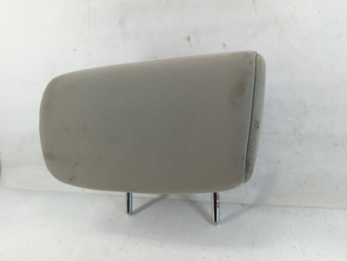 2010-2013 Kia Forte Headrest Head Rest Front Driver Passenger Seat Fits Fits 2010 2011 2012 2013 OEM Used Auto Parts - Oemusedautoparts1.com