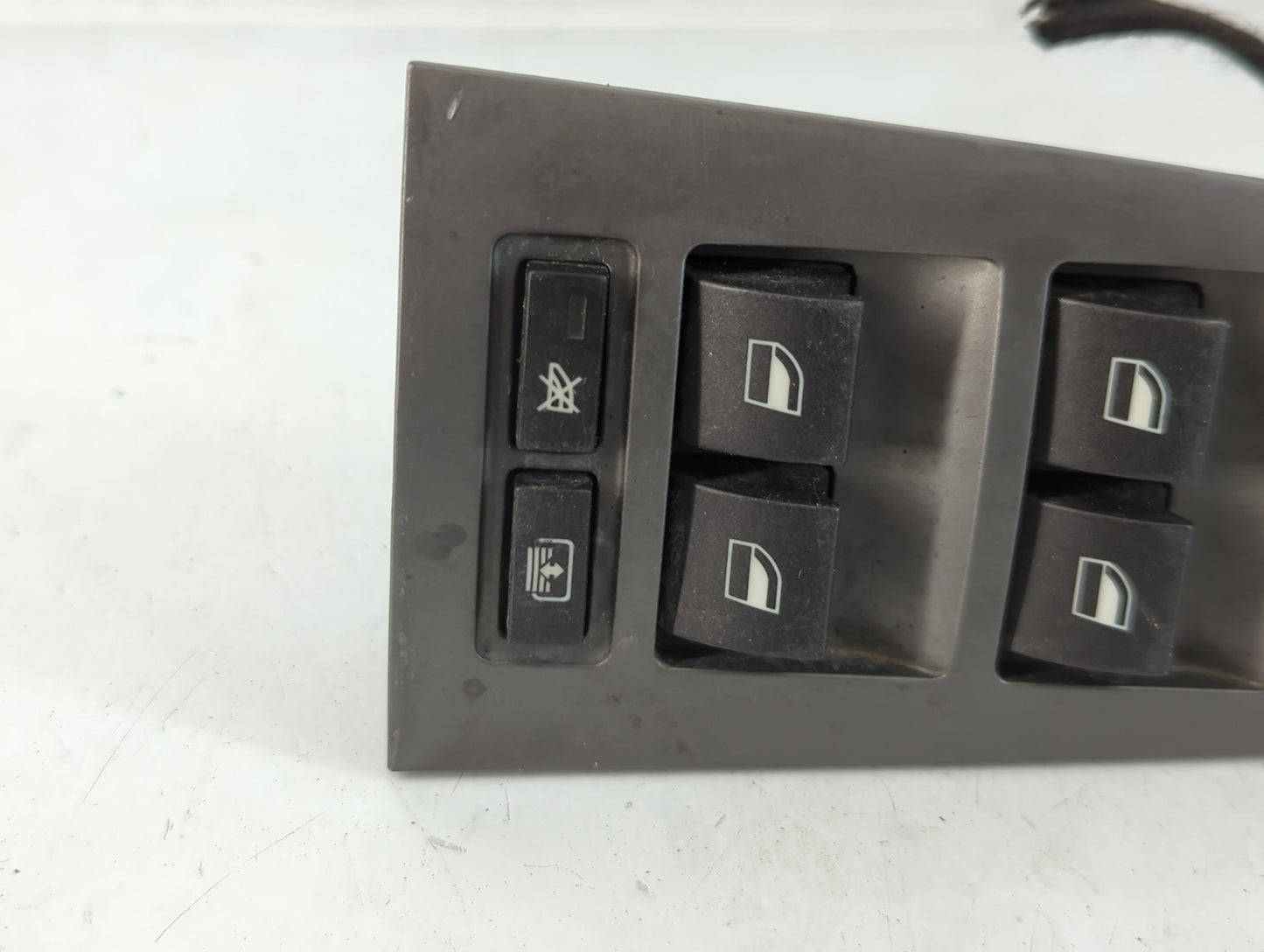 2006-2008 Bmw 750i Master Power Window Switch Replacement Driver Side Left P/N:6 943 054 Fits Fits 2006 2007 2008 OEM Used Auto Parts - Oemusedautoparts1.com
