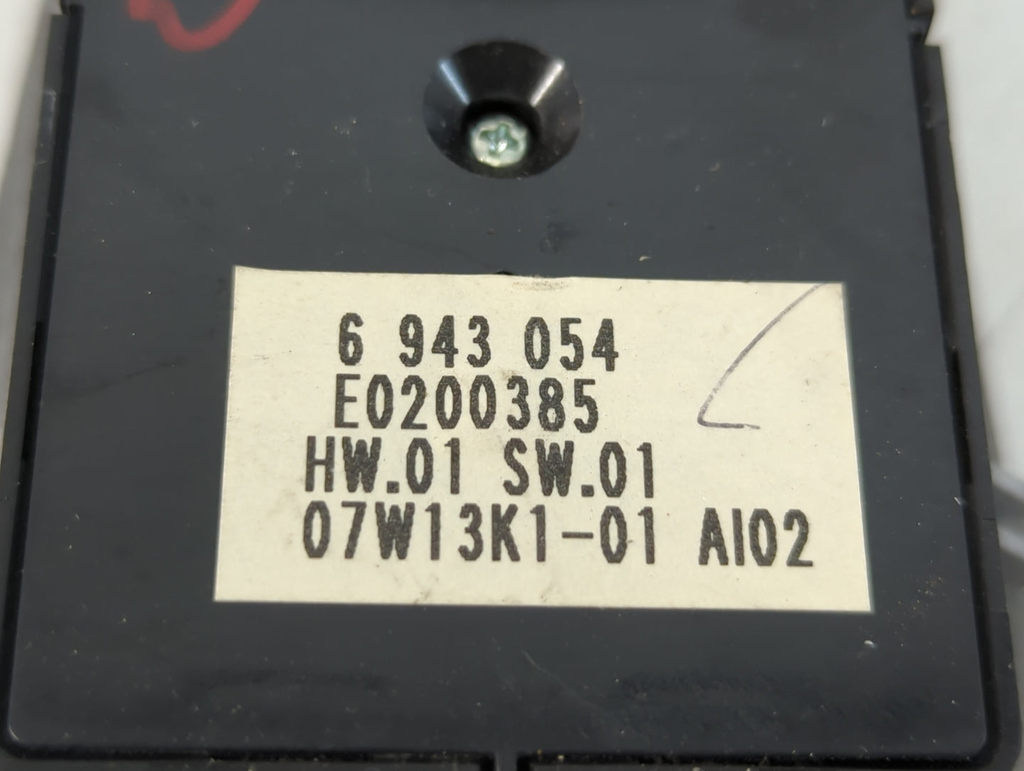2006-2008 Bmw 750i Master Power Window Switch Replacement Driver Side Left P/N:6 943 054 Fits Fits 2006 2007 2008 OEM Used Auto Parts - Oemusedautoparts1.com