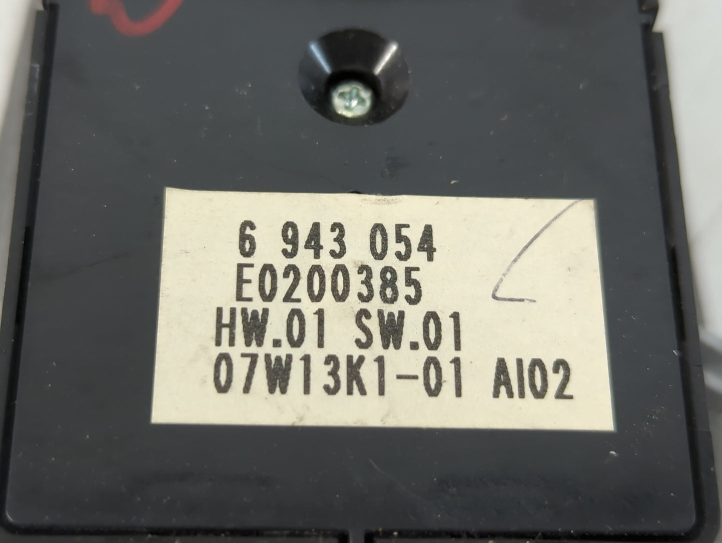 2006-2008 Bmw 750i Master Power Window Switch Replacement Driver Side Left P/N:6 943 054 Fits Fits 2006 2007 2008 OEM Used Auto Parts - Oemusedautoparts1.com