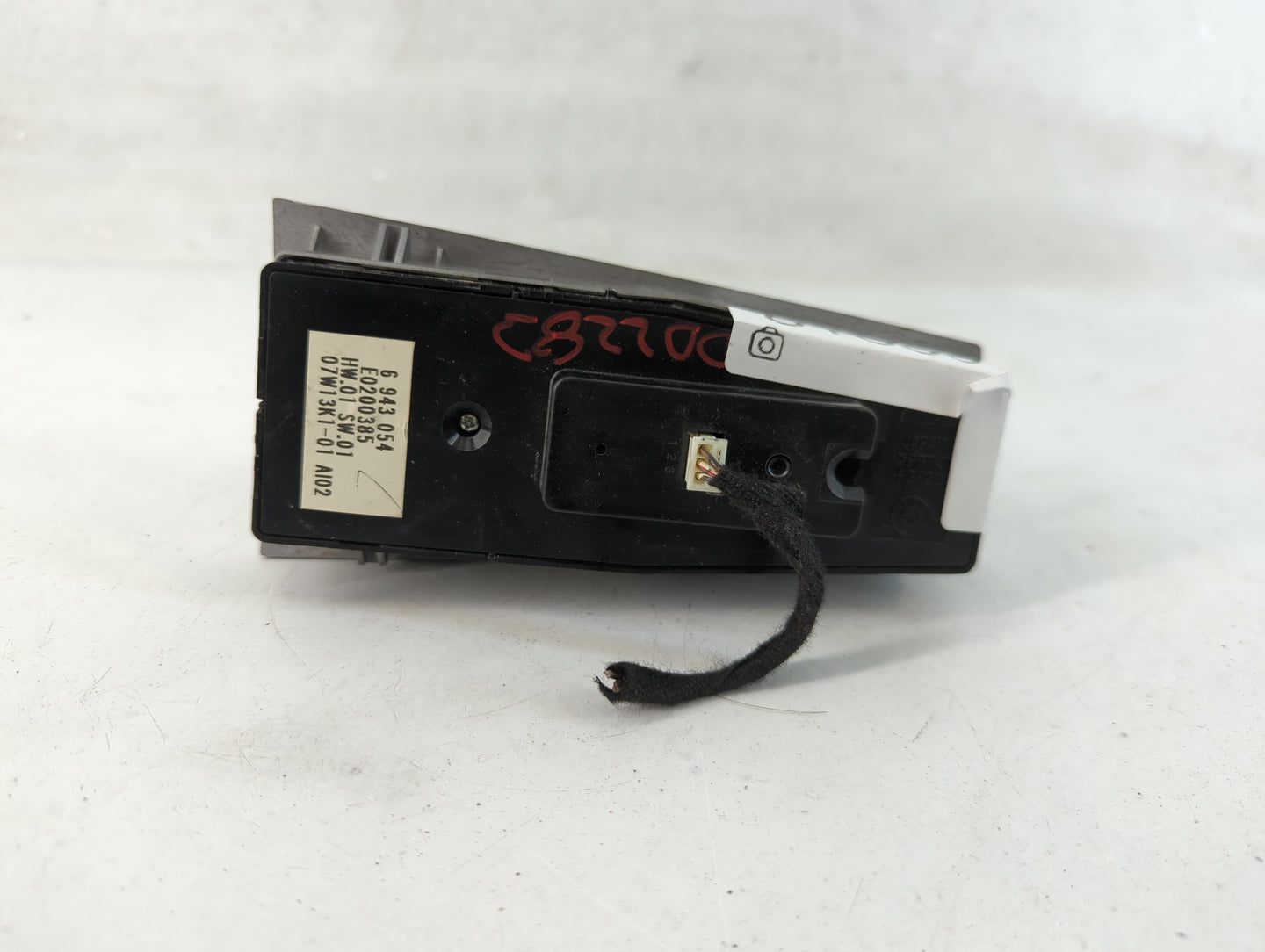 2006-2008 Bmw 750i Master Power Window Switch Replacement Driver Side Left P/N:6 943 054 Fits Fits 2006 2007 2008 OEM Used Auto Parts - Oemusedautoparts1.com