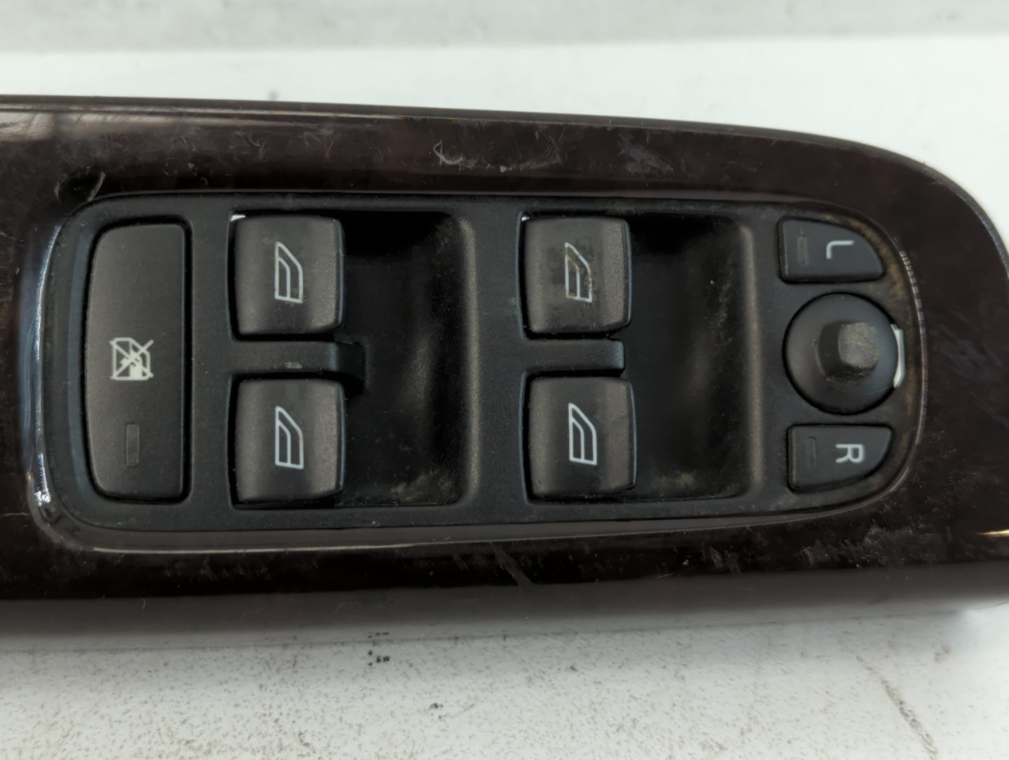 2004-2011 Volvo S40 Master Power Window Switch Replacement Driver Side Left P/N:30746183 Fits OEM Used Auto Parts - Oemusedautoparts1.com