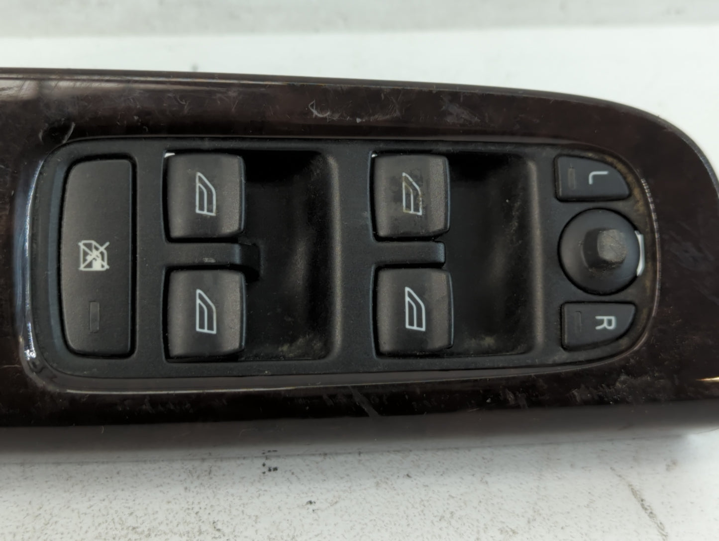 2004-2011 Volvo S40 Master Power Window Switch Replacement Driver Side Left P/N:30746183 Fits OEM Used Auto Parts - Oemusedautoparts1.com