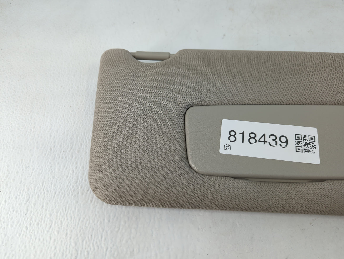 2005-2007 Chrysler 300 Sun Visor Shade Replacement Passenger Right Mirror Fits Fits 2005 2006 2007 OEM Used Auto Parts - Oemusedautoparts1.com