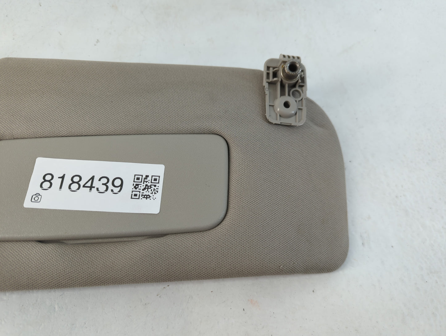 2005-2007 Chrysler 300 Sun Visor Shade Replacement Passenger Right Mirror Fits Fits 2005 2006 2007 OEM Used Auto Parts - Oemusedautoparts1.com