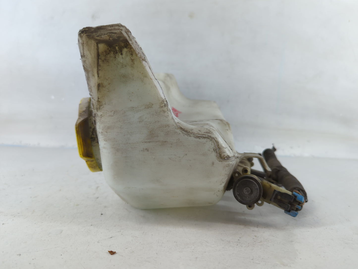 1997 Jeep Grand Cherokee Radiator Coolant Overflow Expansion Tank Bottle - Oemusedautoparts1.com