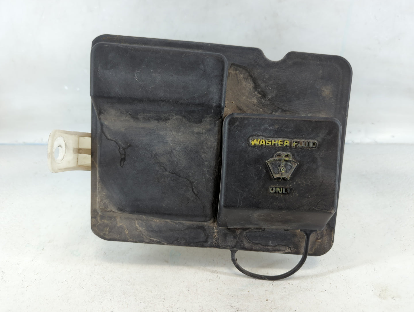 2003-2006 Ford Expedition Radiator Coolant Overflow Expansion Tank Bottle - Oemusedautoparts1.com