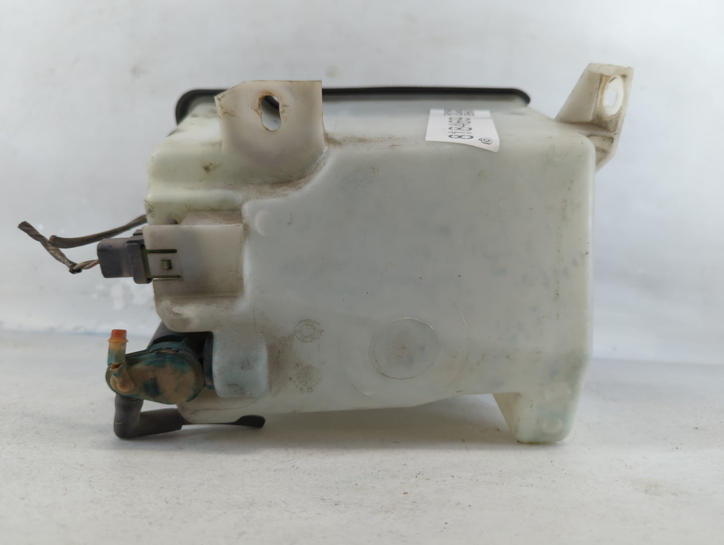 2003-2006 Ford Expedition Radiator Coolant Overflow Expansion Tank Bottle - Oemusedautoparts1.com