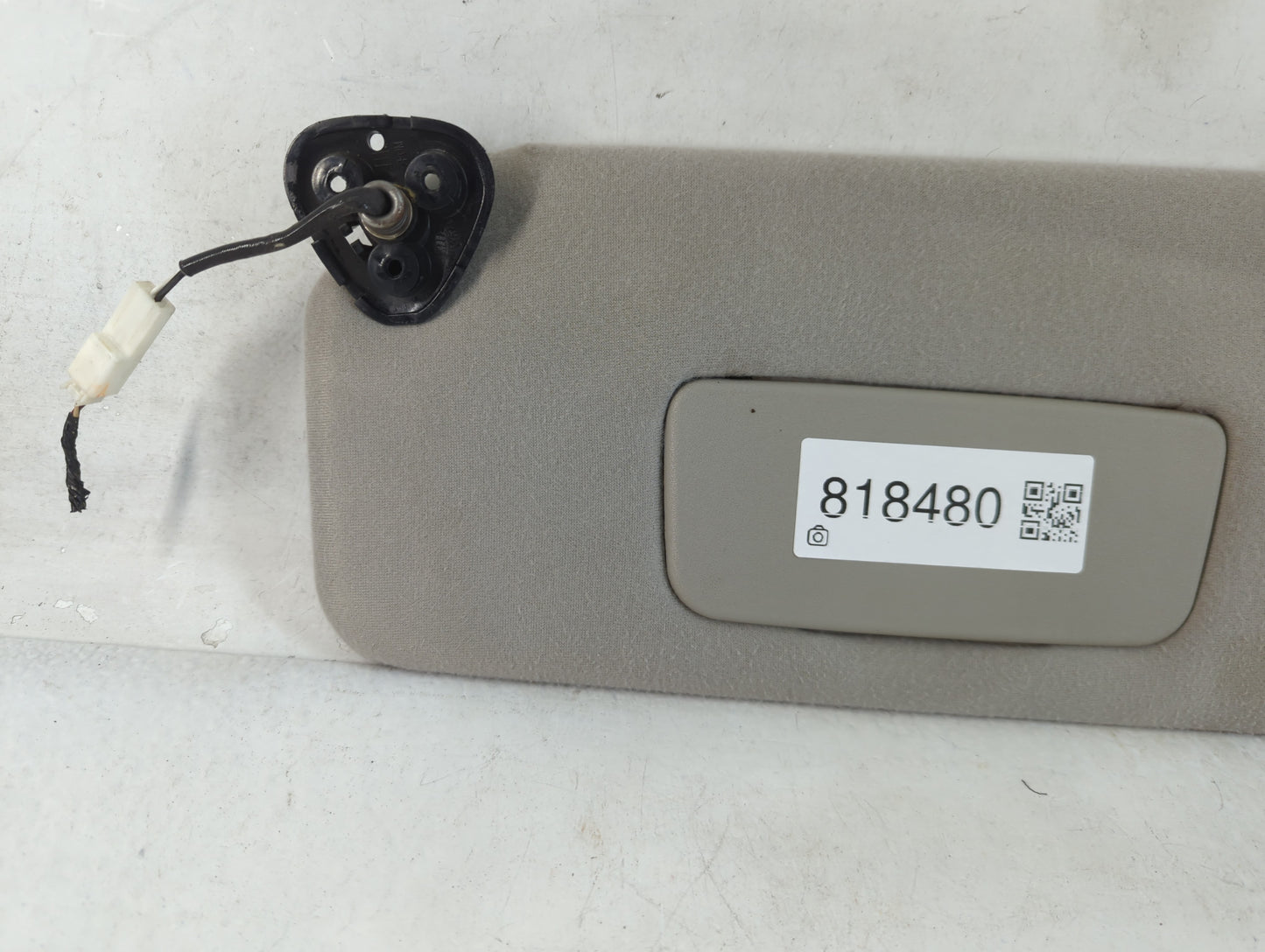 2005-2010 Toyota Sienna Sun Visor Shade Replacement Passenger Right Mirror Fits Fits 2005 2006 2007 2008 2009 2010 OEM Used Auto Parts