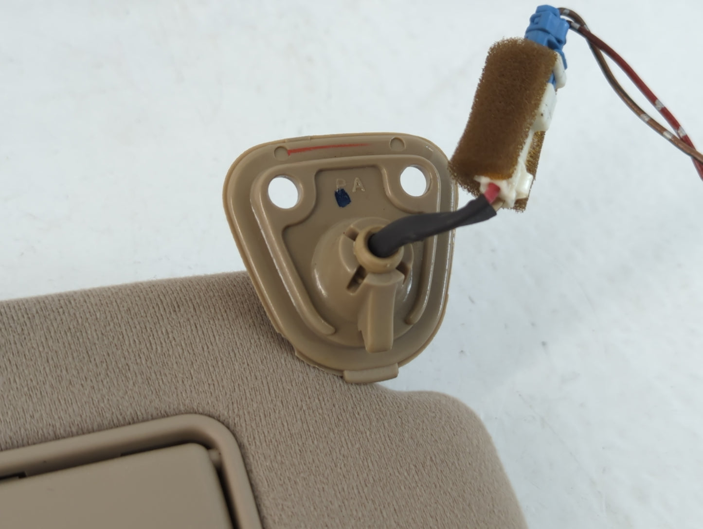 1998 Lexus Es300 Sun Visor Shade Replacement Passenger Right Mirror Fits OEM Used Auto Parts - Oemusedautoparts1.com