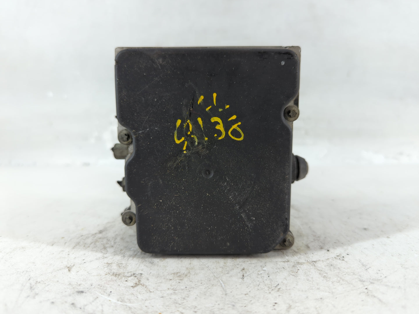 2007-2009 Mazda Cx-7 ABS Pump Control Module Replacement P/N:EG23 43 7A0 0 265 234 476 Fits Fits 2007 2008 2009 OEM Used Auto Parts - Oemusedautoparts1.com