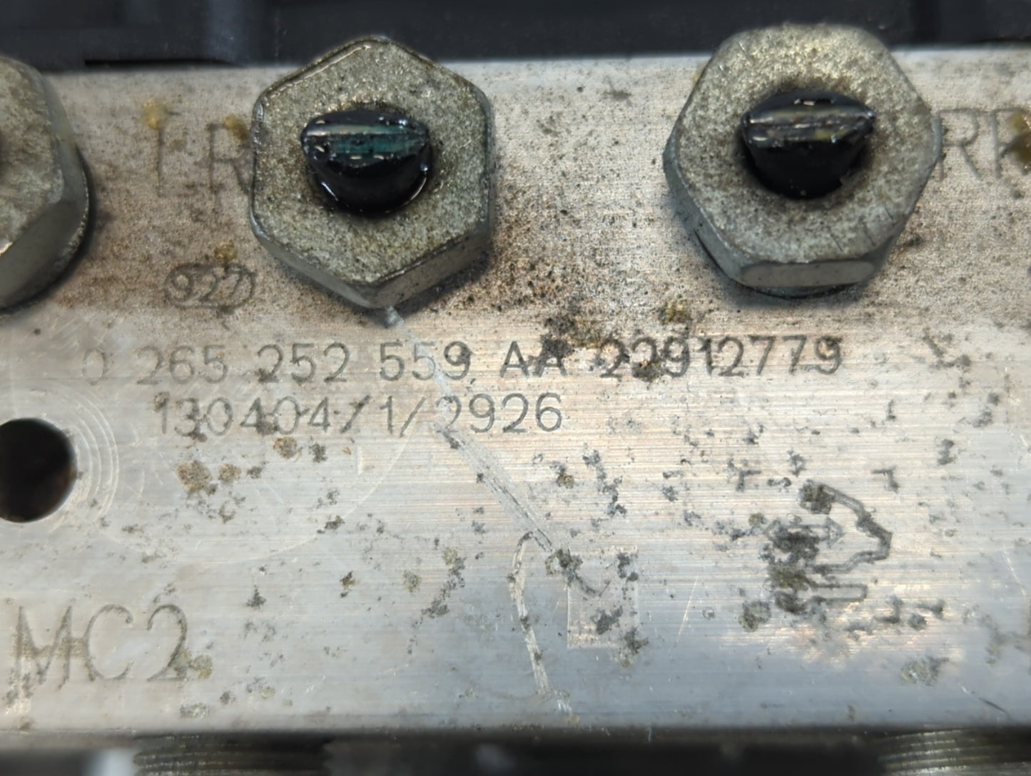 2012-2017 Buick Enclave ABS Pump Control Module Replacement P/N:22912779 Fits Fits 2012 2013 2014 2015 2016 2017 OEM Used Auto Parts - Oemusedautoparts1.com