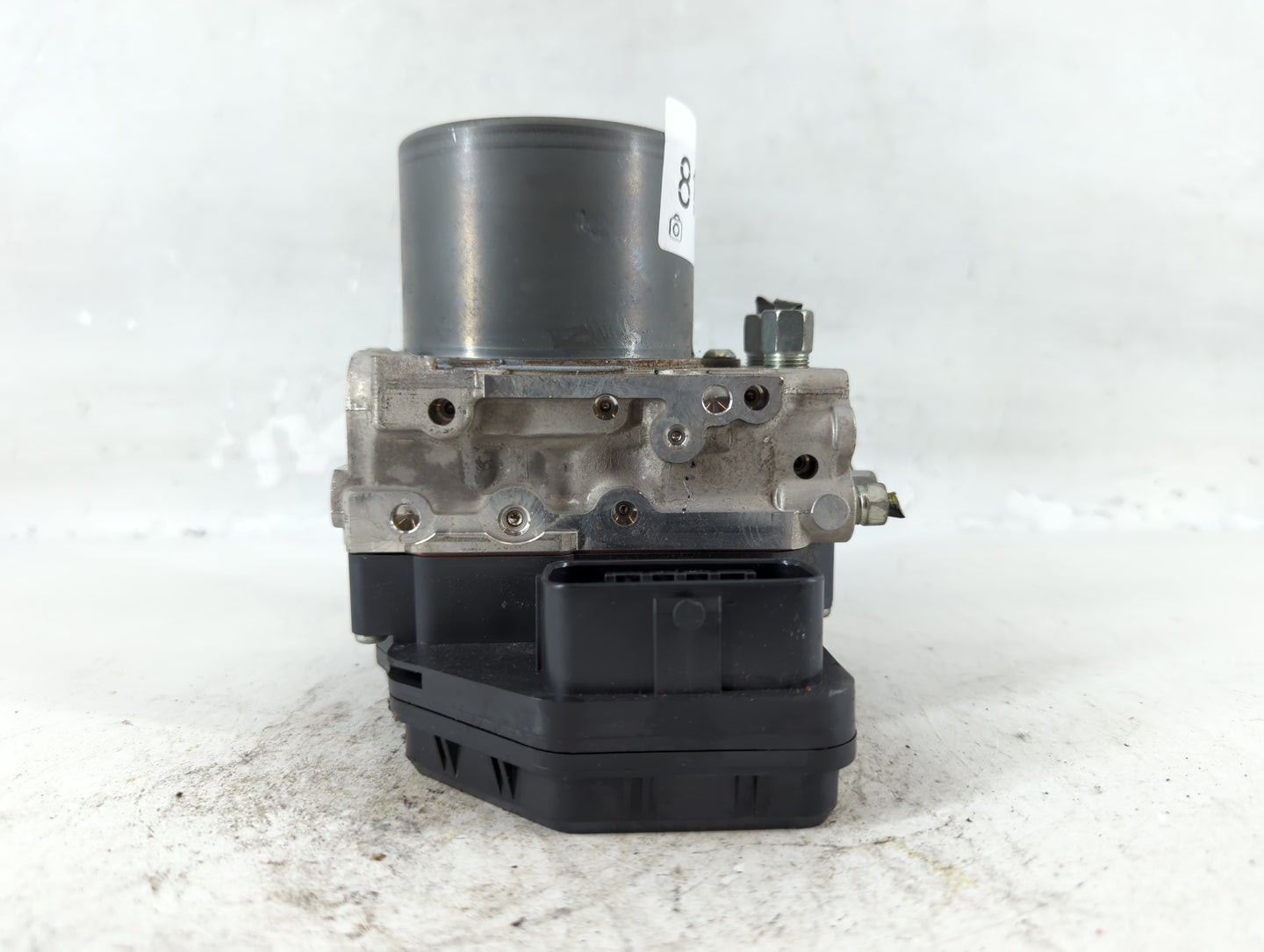 2016-2017 Infiniti Q50 ABS Pump Control Module Replacement P/N:133000-0782 47660 4GH0A Fits Fits 2016 2017 OEM Used Auto Parts - Oemusedautoparts1.com