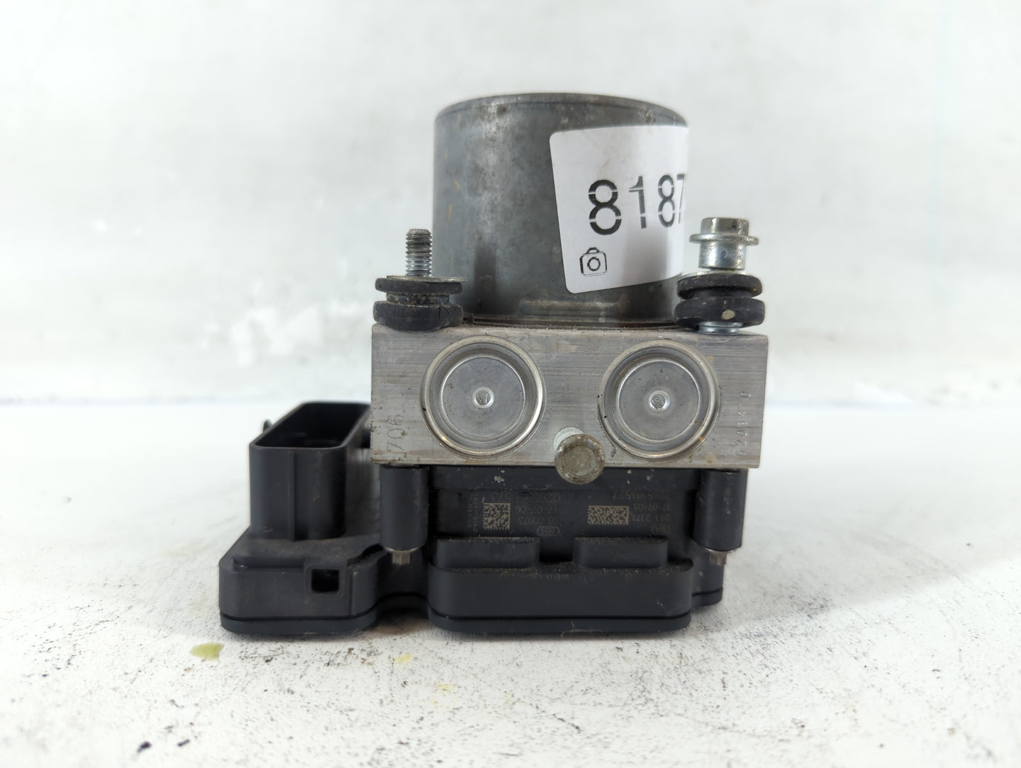 2018 Chevrolet Malibu ABS Pump Control Module Replacement P/N:065055766 8420 5167 Fits OEM Used Auto Parts - Oemusedautoparts1.com