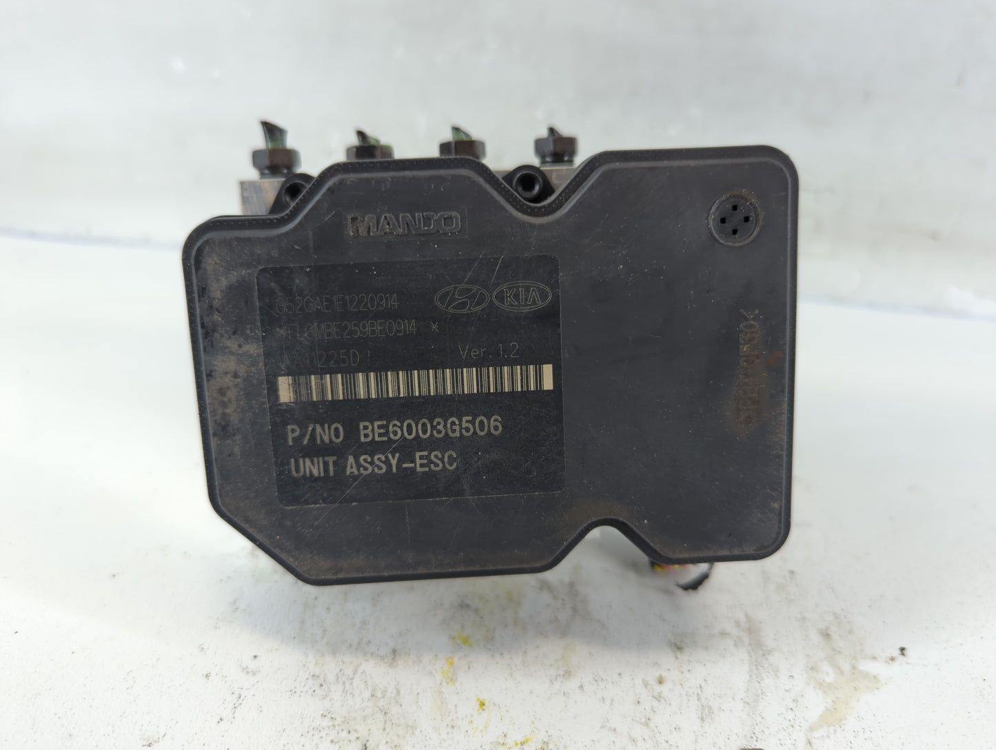 2011-2013 Hyundai Elantra ABS Pump Control Module Replacement P/N:58920-3X650 Fits Fits 2011 2012 2013 OEM Used Auto Parts - Oemusedautoparts1.com