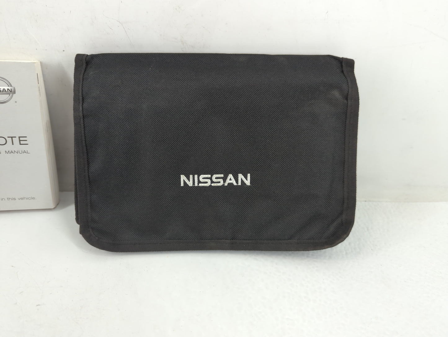 2014 Nissan Versa Note Owners Manual Book Guide P/N:OM14E OE12U1 OEM Used Auto Parts - Oemusedautoparts1.com