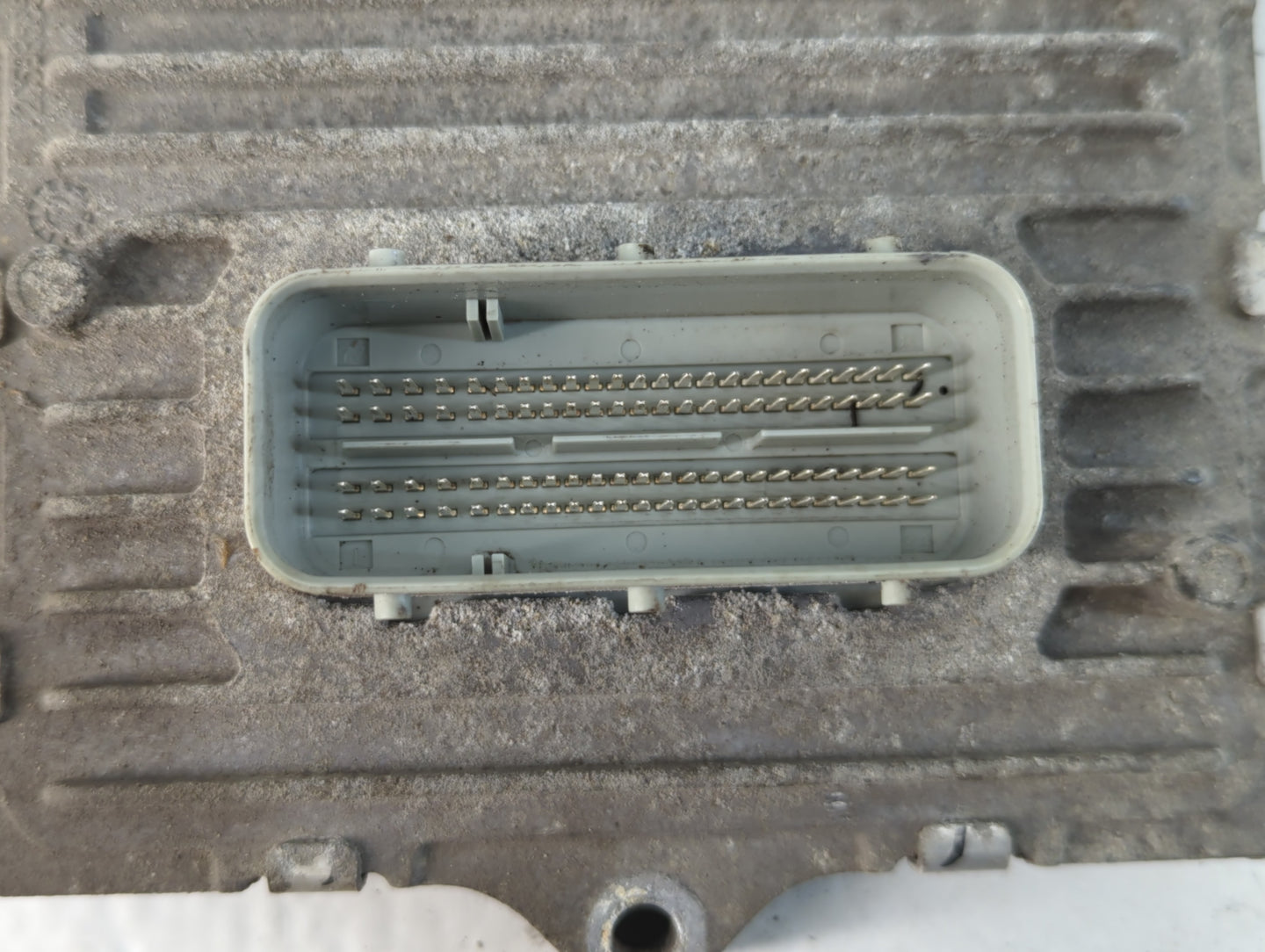 2013 Chrysler Town & Country PCM Engine Control Computer ECU ECM PCU OEM P/N:P68161510AD P05150724AC Fits OEM Used Auto Parts - Oemusedautoparts1.com