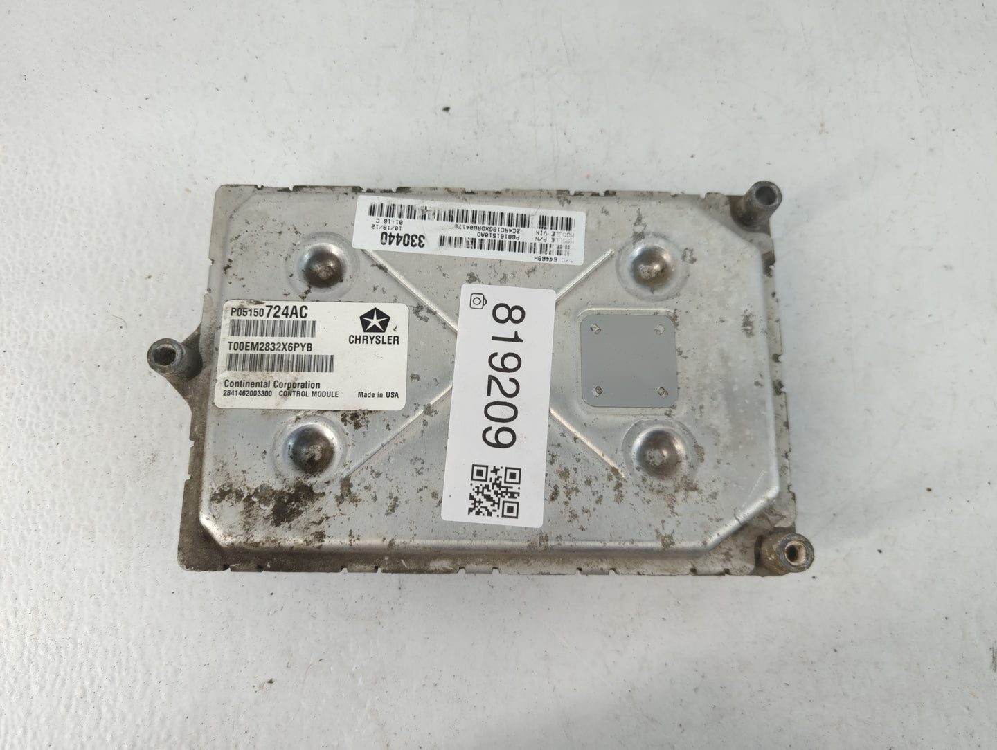 2013 Chrysler Town & Country PCM Engine Control Computer ECU ECM PCU OEM P/N:P68161510AD P05150724AC Fits OEM Used Auto Parts - Oemusedautoparts1.com