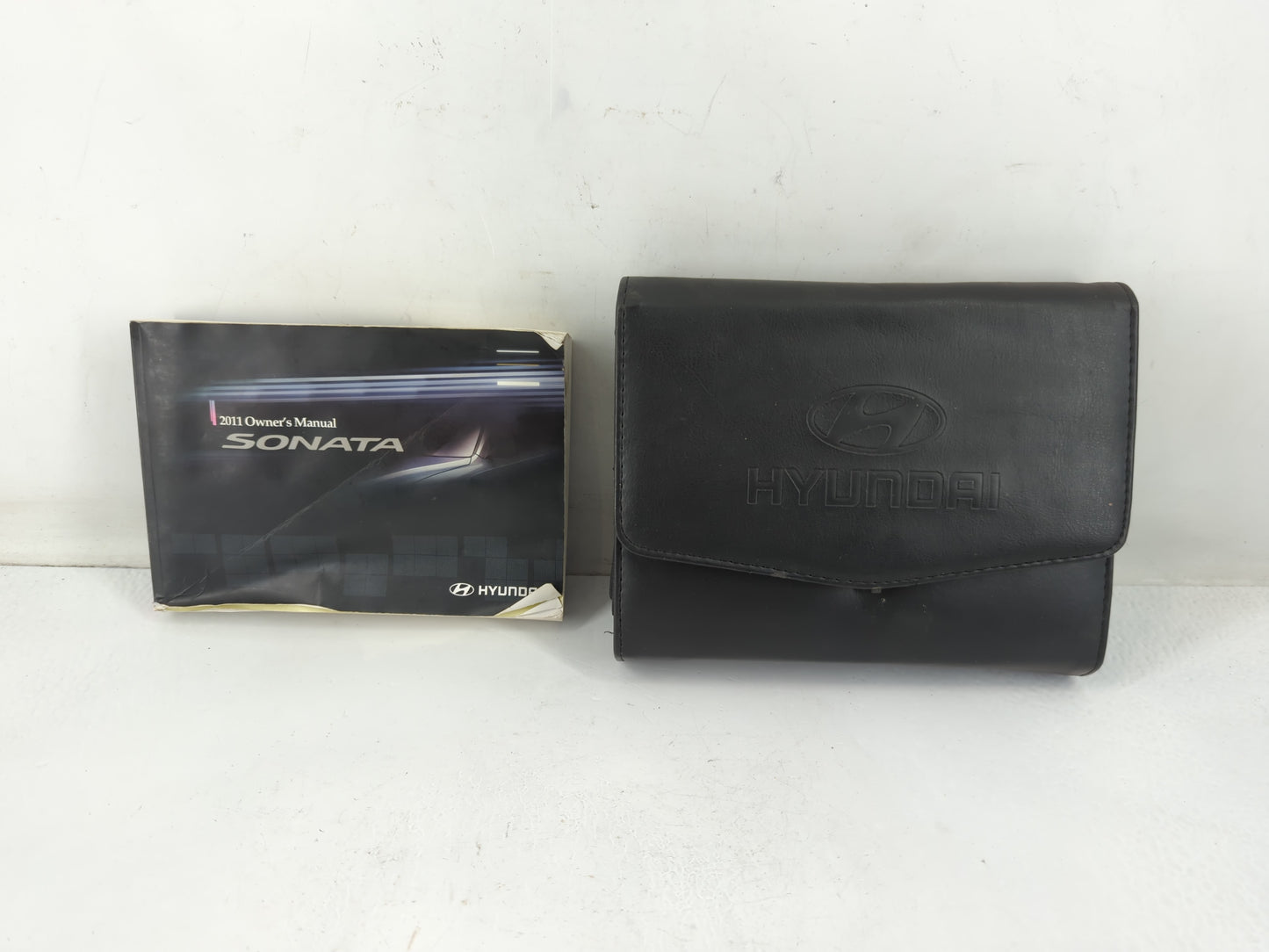 2011 Hyundai Sonata Owners Manual Book Guide P/N:A3SO-EU08G OEM Used Auto Parts - Oemusedautoparts1.com