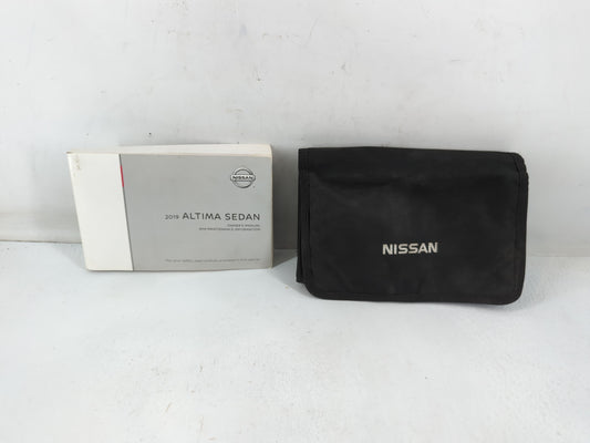 2019 Nissan Altima Owners Manual Book Guide P/N:OM19EA OL34U0 OEM Used Auto Parts - Oemusedautoparts1.com