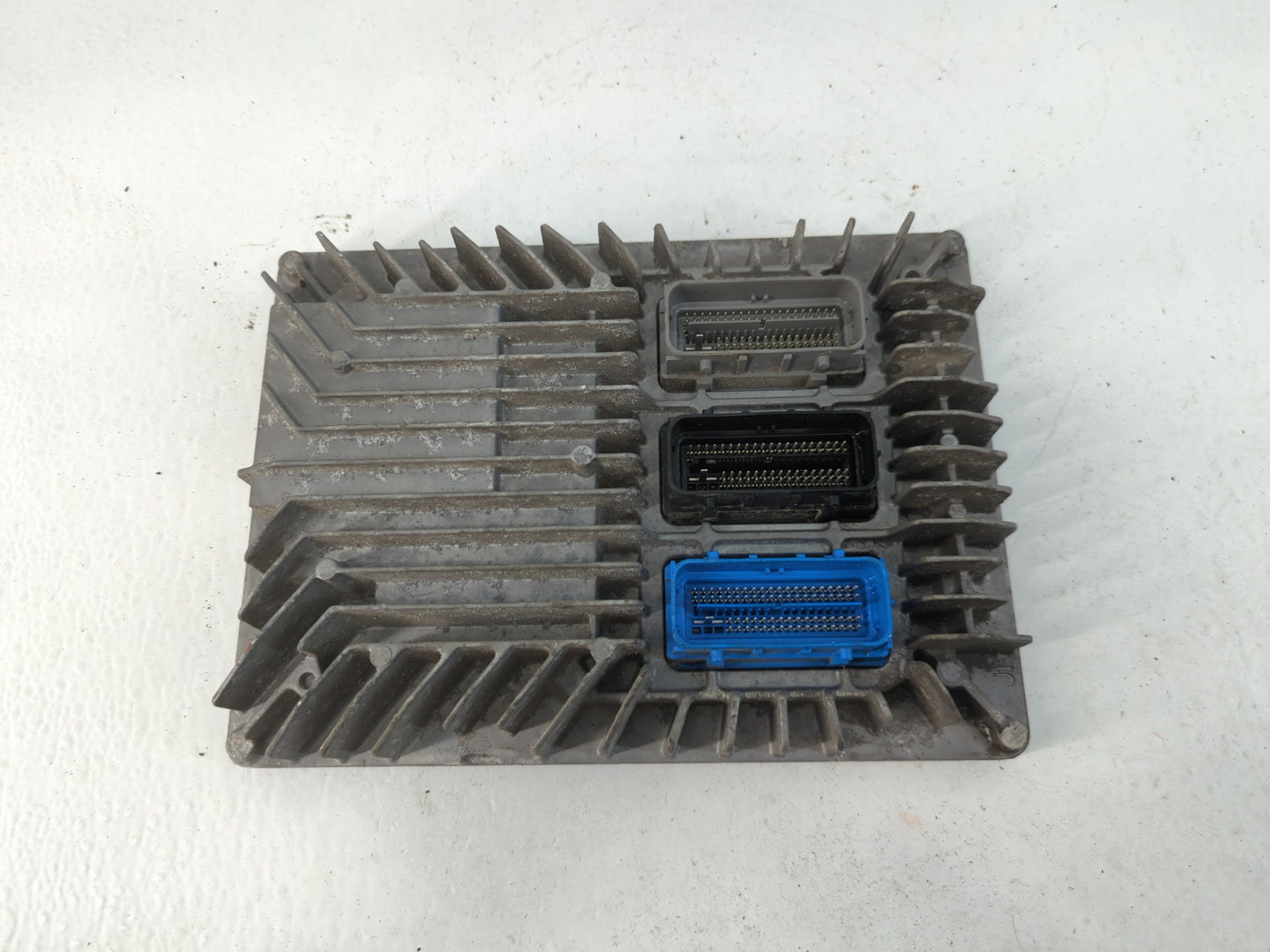 2013-2016 Chevrolet Traverse PCM Engine Control Computer ECU ECM PCU OEM P/N:12655478 Fits Fits 2013 2014 2015 2016 OEM Used Auto Parts - Oemusedautoparts1.com