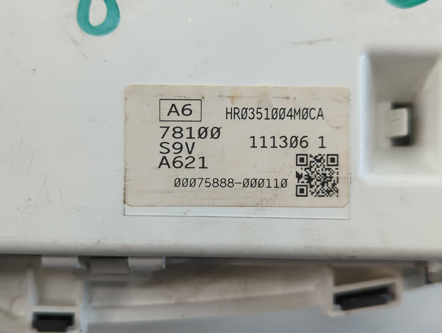 2006-2008 Honda Pilot Instrument Cluster Speedometer Gauges P/N:78100-S9V-A621 78100S9VA610 Fits Fits 2006 2007 2008 OEM Used Auto Parts - Oemusedautoparts1.com
