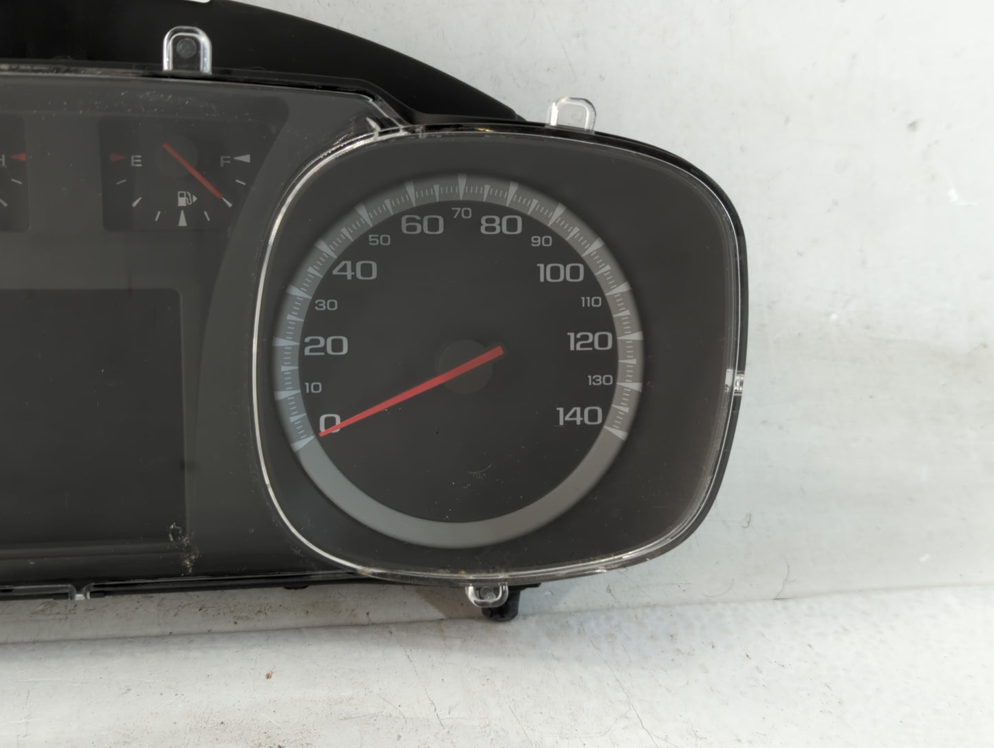 2013-2017 Gmc Terrain Instrument Cluster Speedometer Gauges P/N:23265866 Fits Fits 2013 2014 2015 2016 2017 OEM Used Auto Parts - Oemusedautoparts1.com