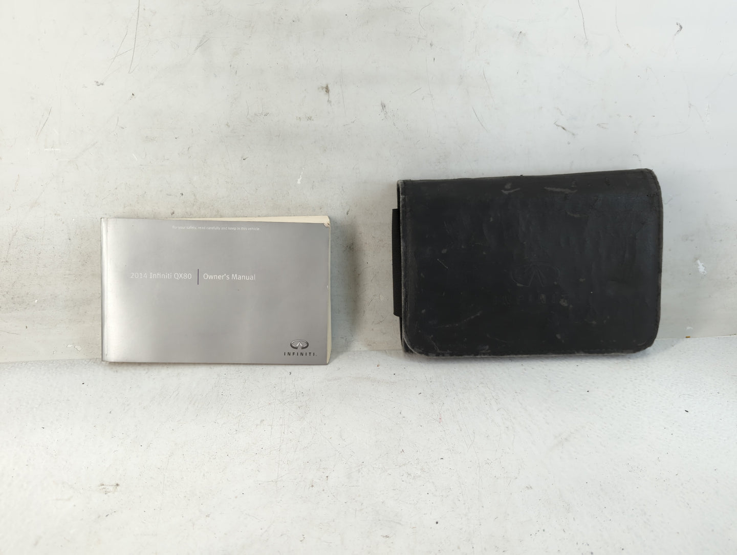 2014 Infiniti Qx80 Owners Manual Book Guide P/N:OM14E 0Z62U0 OEM Used Auto Parts - Oemusedautoparts1.com
