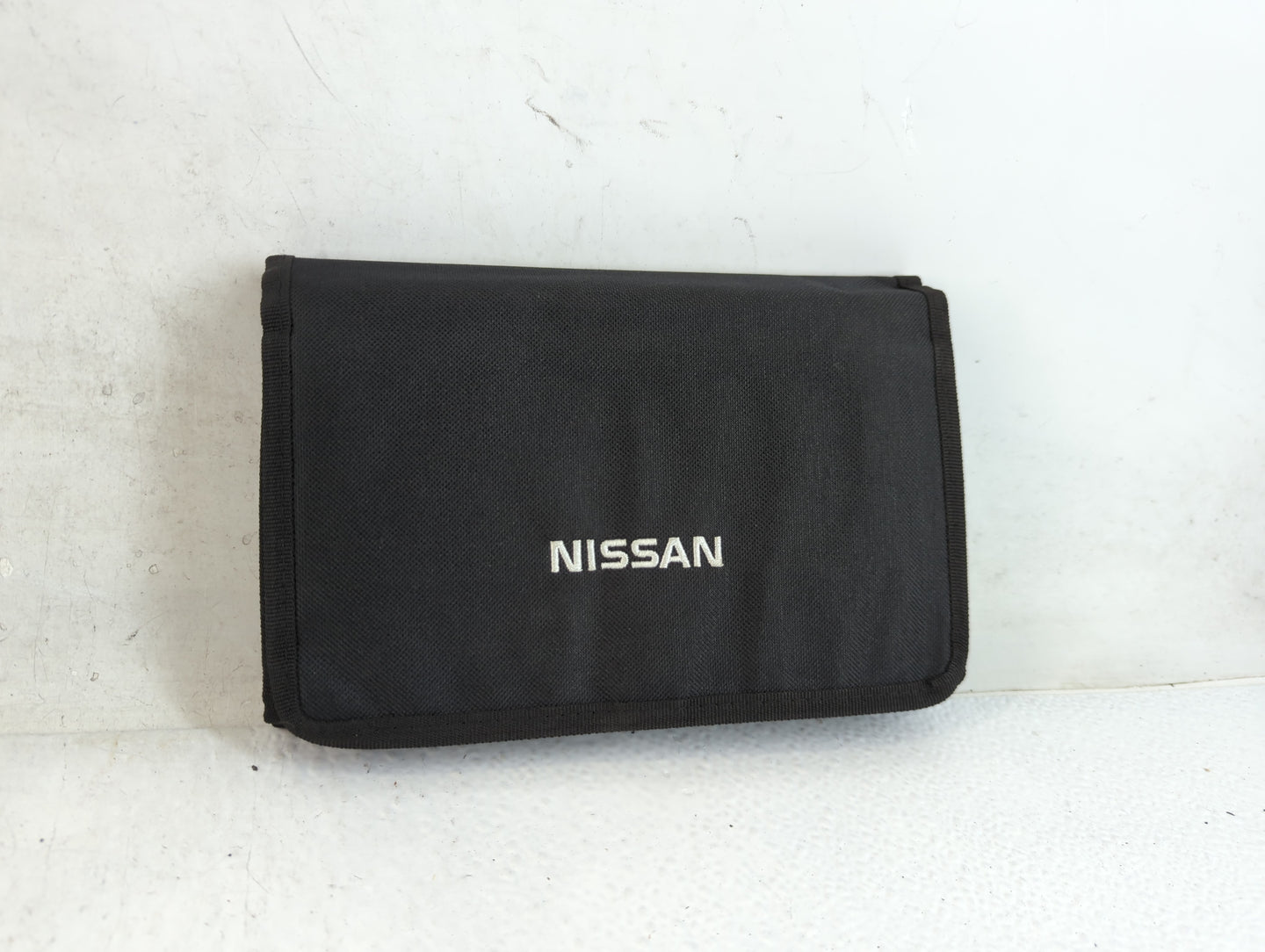 2017 Nissan Sentra Owners Manual Book Guide P/N:OM17EM 0B17U2 OEM Used Auto Parts - Oemusedautoparts1.com