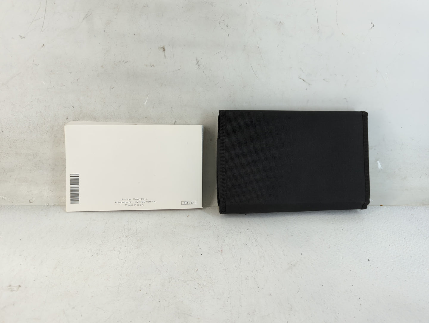 2017 Nissan Sentra Owners Manual Book Guide P/N:OM17EM 0B17U2 OEM Used Auto Parts - Oemusedautoparts1.com