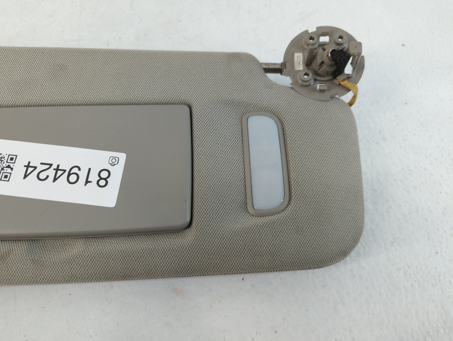 2010-2017 Gmc Terrain Sun Visor Shade Replacement Passenger Right Mirror Fits Fits 2010 2011 2012 2013 2014 2015 2016 2017 OEM Used Auto Parts - Oemusedautoparts1.com