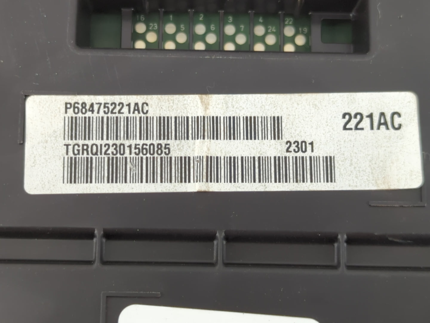 2021-2022 Dodge Charger Instrument Cluster Speedometer Gauges P/N:P68475221AC Fits Fits 2021 2022 OEM Used Auto Parts - Oemusedautoparts1.com