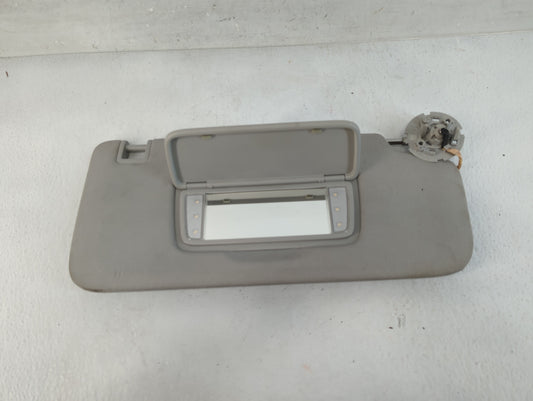 2018-2022 Chevrolet Traverse Sun Visor Shade Replacement Passenger Right Mirror Fits Fits 2018 2019 2020 2021 2022 OEM Used Auto Parts - Oemusedautoparts1.com