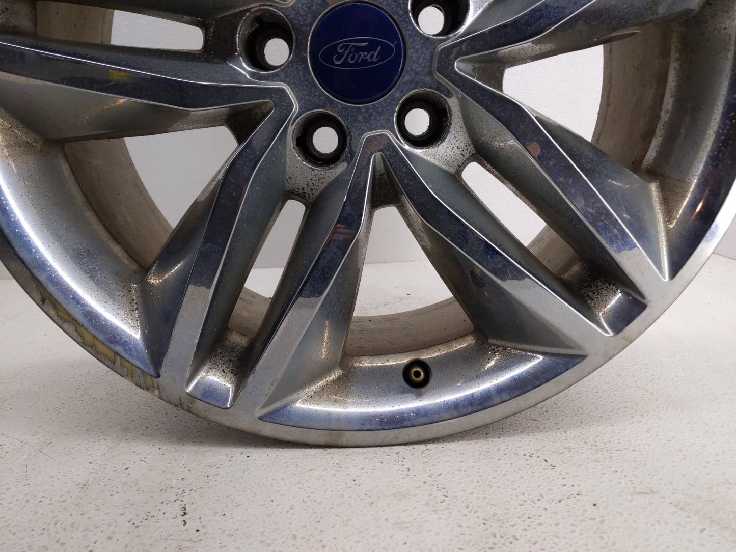 2015-2018 Ford Edge Oem Wheel Rim - Oemusedautoparts1.com