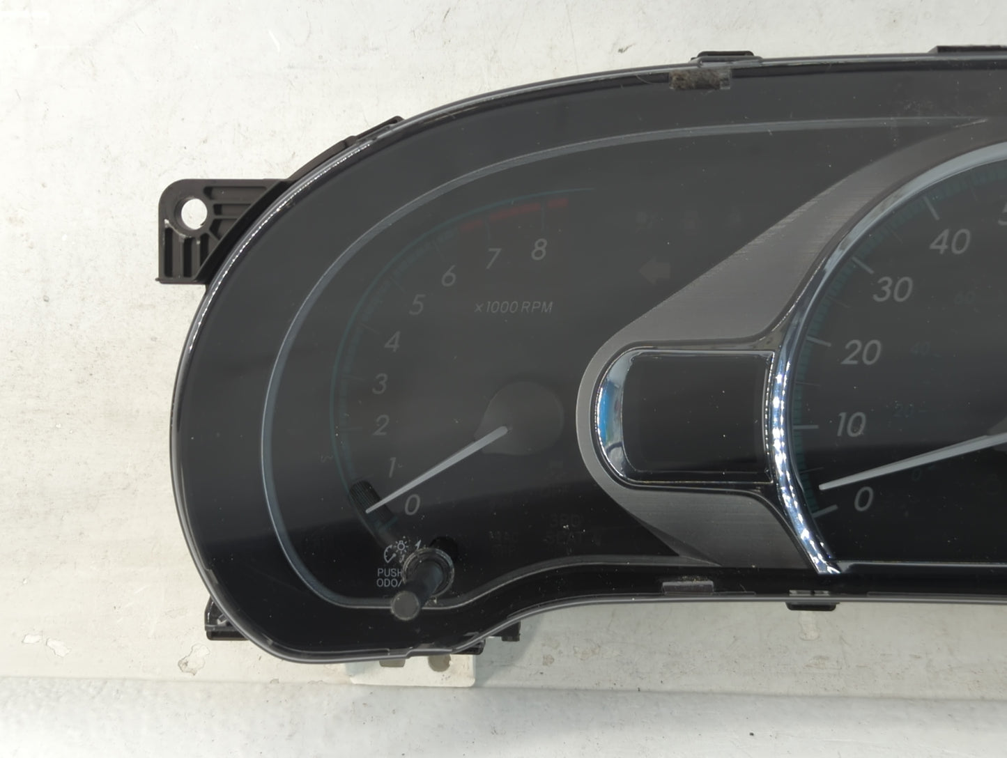 2011-2014 Toyota Sienna Instrument Cluster Speedometer Gauges P/N:TN257450-5784 83800-08370-00 Fits Fits 2011 2012 2013 2014 OEM Used Auto Parts - Oemusedautoparts1.com