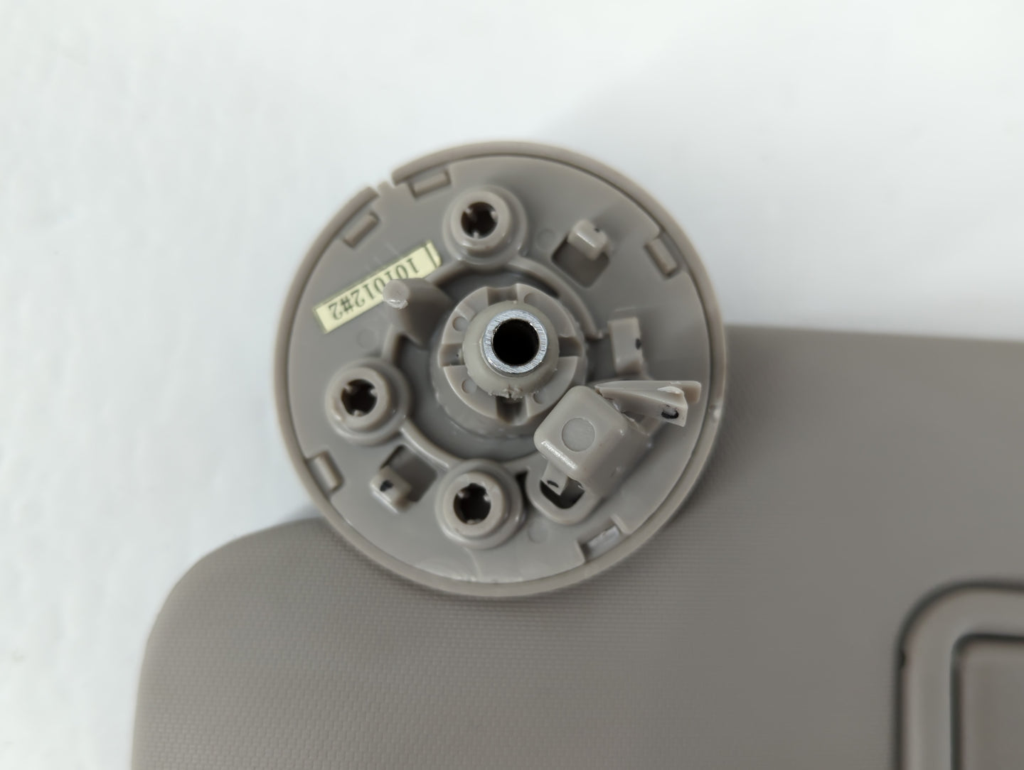 2011-2016 Chevrolet Cruze Sun Visor Shade Replacement Driver Left Mirror Fits Fits 2011 2012 2013 2014 2015 2016 OEM Used Auto Parts - Oemusedautoparts1.com