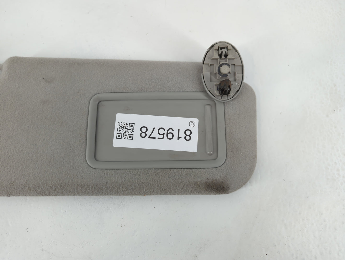 2009-2014 Toyota Matrix Sun Visor Shade Replacement Passenger Right Mirror Fits Fits 2009 2010 2011 2012 2013 2014 OEM Used Auto Parts - Oemusedautoparts1.com