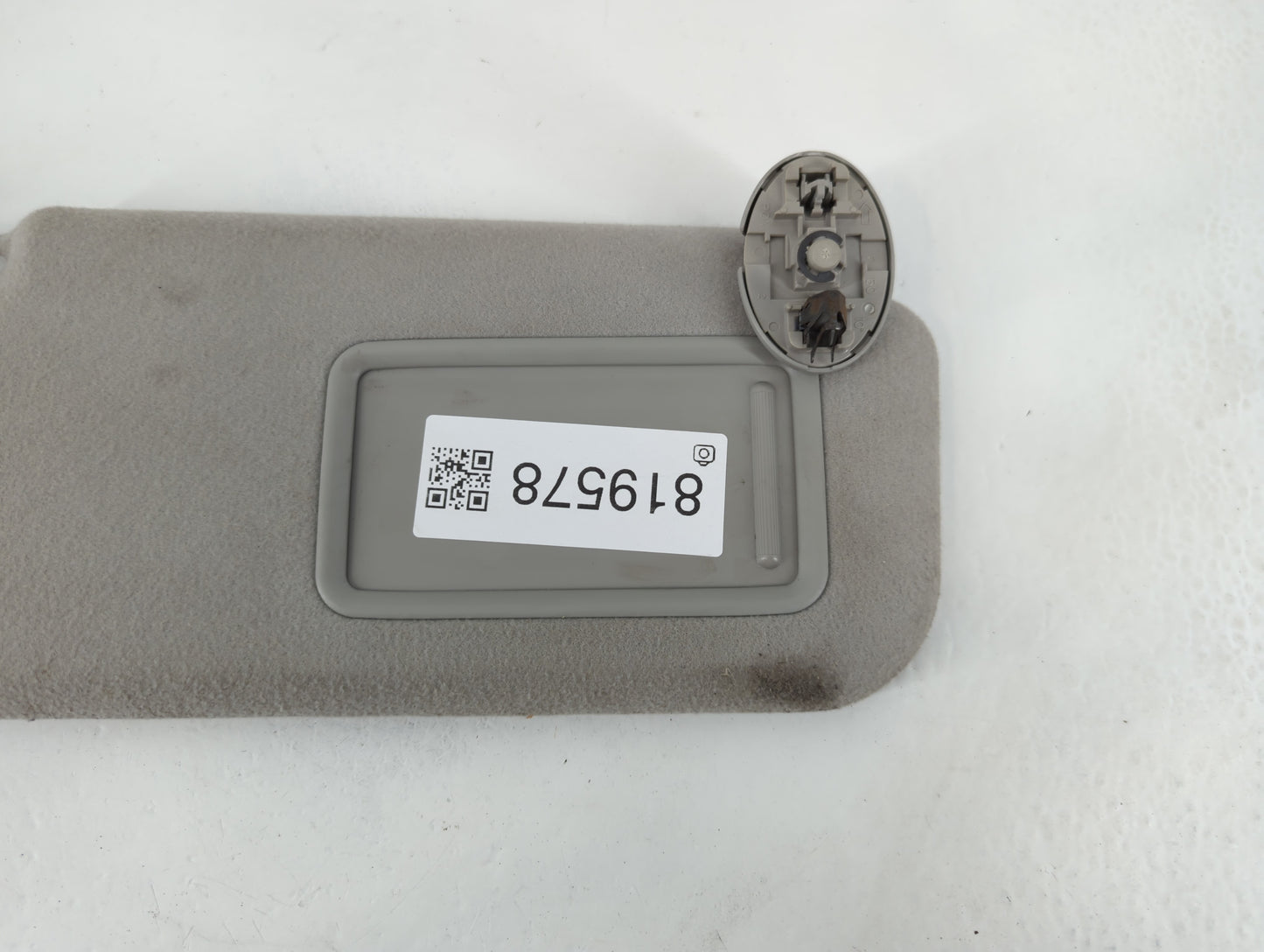 2009-2014 Toyota Matrix Sun Visor Shade Replacement Passenger Right Mirror Fits Fits 2009 2010 2011 2012 2013 2014 OEM Used Auto Parts - Oemusedautoparts1.com