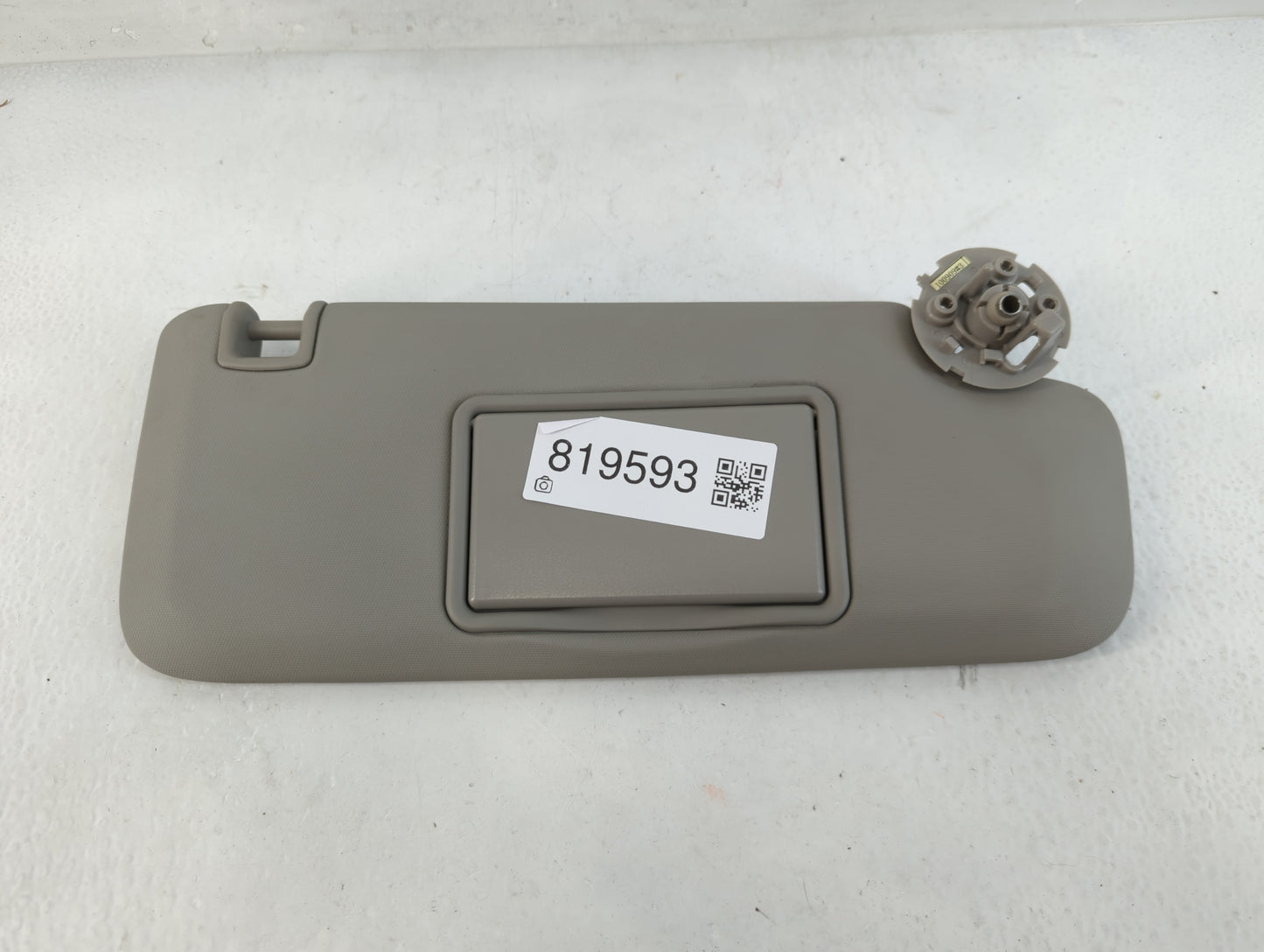 2011-2016 Chevrolet Cruze Sun Visor Shade Replacement Passenger Right Mirror Fits Fits 2011 2012 2013 2014 2015 2016 OEM Used Auto Parts - Oemusedautoparts1.com