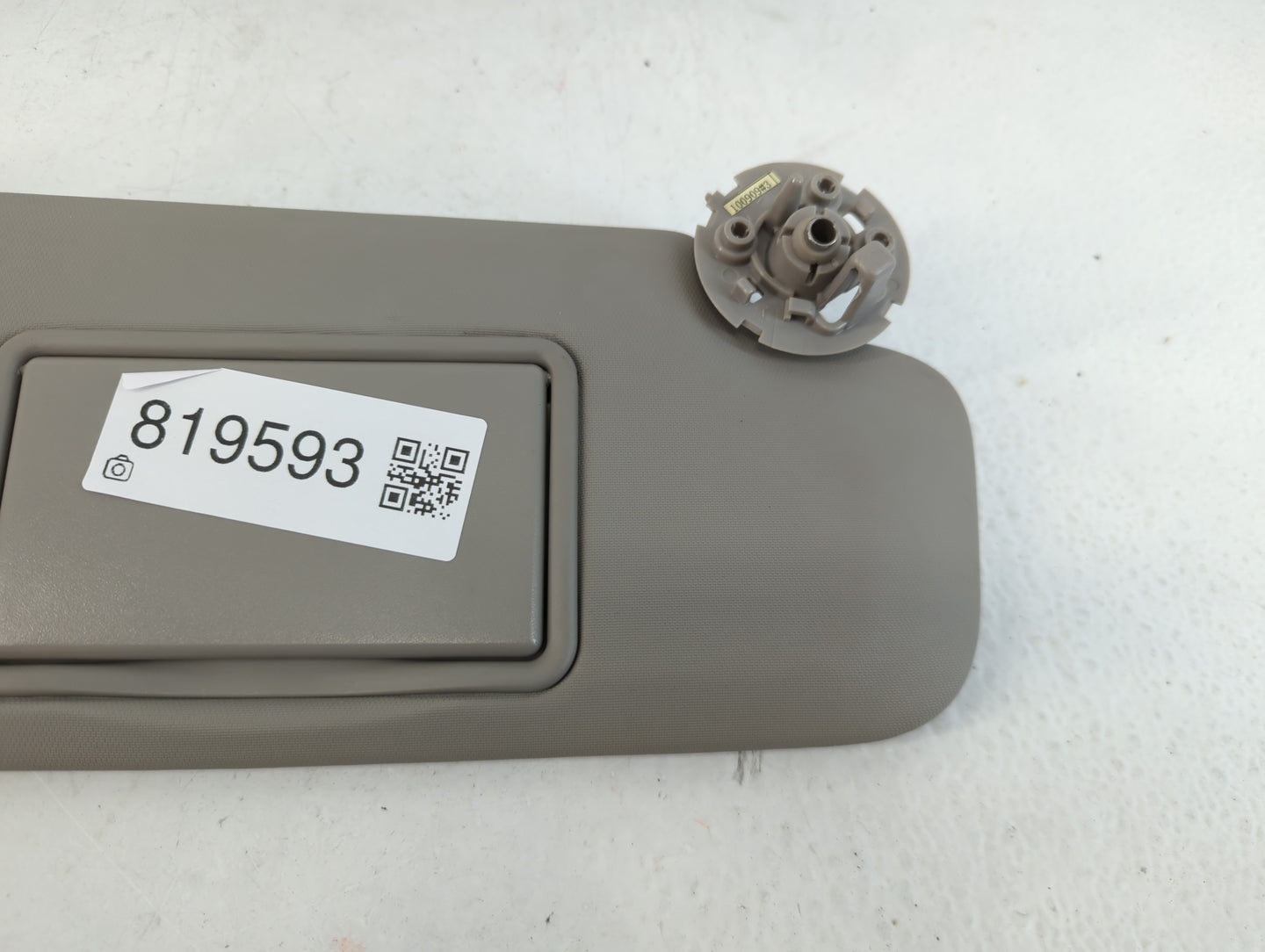 2011-2016 Chevrolet Cruze Sun Visor Shade Replacement Passenger Right Mirror Fits Fits 2011 2012 2013 2014 2015 2016 OEM Used Auto Parts - Oemusedautoparts1.com