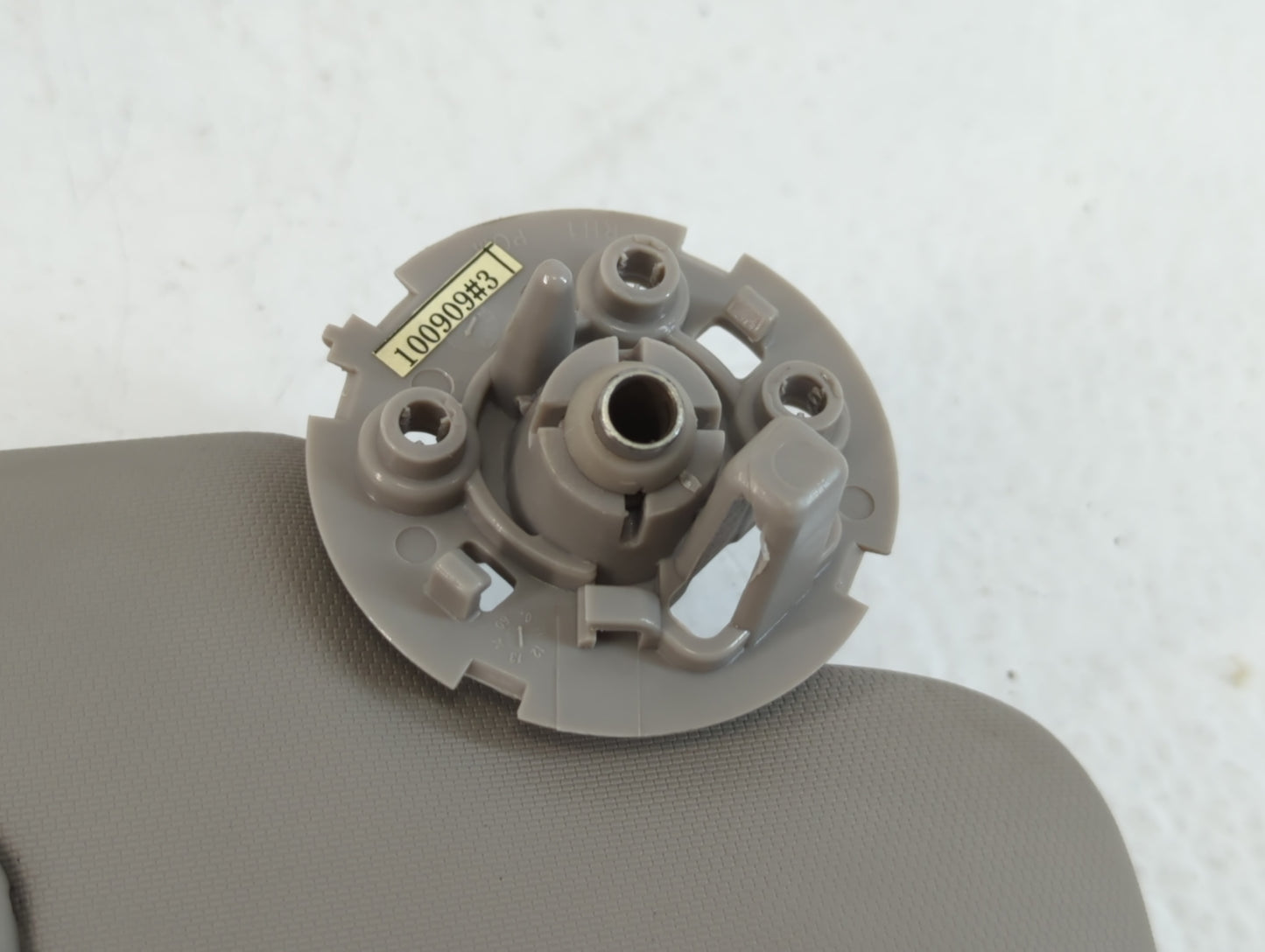 2011-2016 Chevrolet Cruze Sun Visor Shade Replacement Passenger Right Mirror Fits Fits 2011 2012 2013 2014 2015 2016 OEM Used Auto Parts - Oemusedautoparts1.com