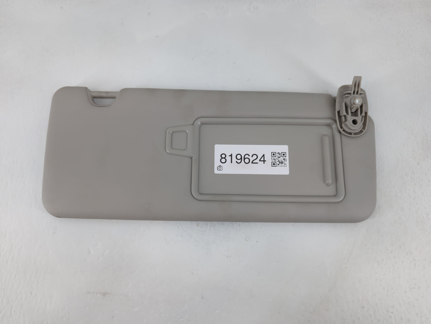 2022 Hyundai Tucson Sun Visor Shade Replacement Passenger Right Mirror Fits OEM Used Auto Parts - Oemusedautoparts1.com